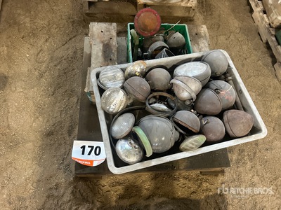 Tractor Mount Lights Pièces diverses