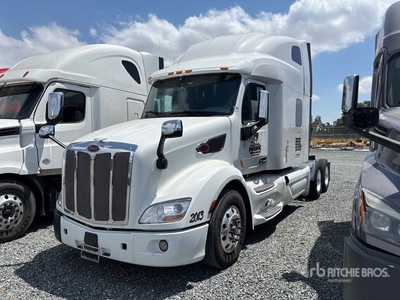 2022 Peterbilt 579 6x4 Cabeza Tractora Cabina Dormitorio