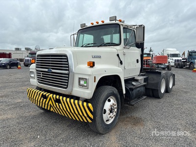 1996 Ford LT9000 6x4 تراكتور شاحنة نهارية (ثنائية المحور)