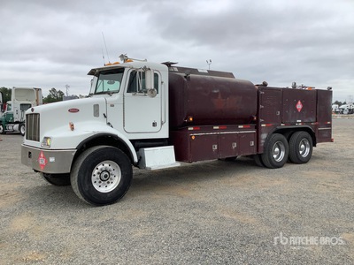 2001 Peterbilt 330 2000 gal 6x4 Fuel and Lube Truck