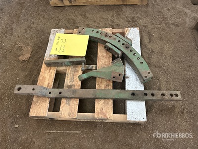 Drawbar & Drawbar Frame ساحب الجرافة المجنزرة - Fits John Deere 4020