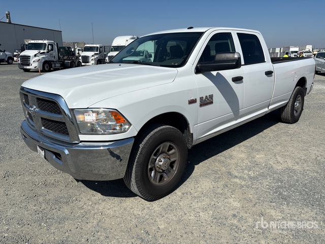 2017 Ram 2500 4x2 Crew Cab Pickup