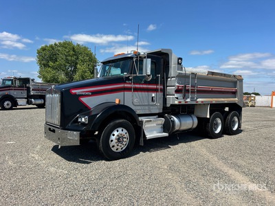 2014 Kenworth T800 6x4 Tipper Truck