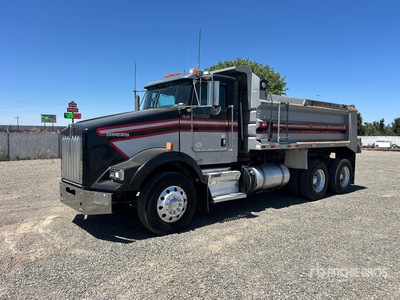 2014 Kenworth T800 6x4 Tipper Truck