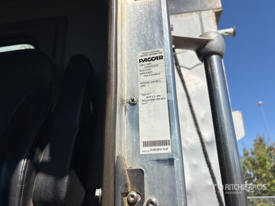 2014 Kenworth T800 6x4 Tipper Truck