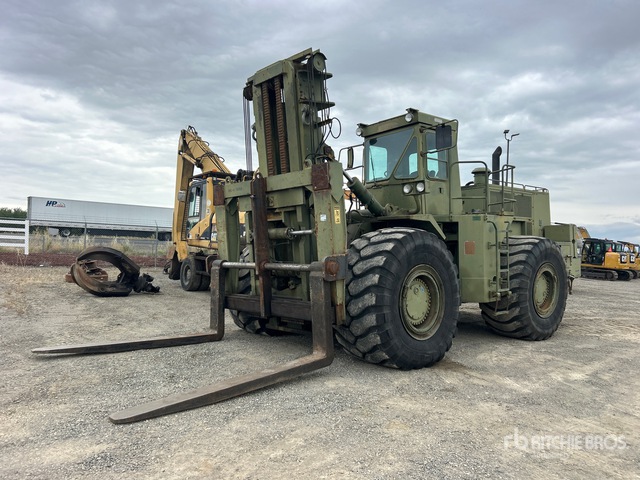 1983 Cat DV43 50000 lb Container Handler