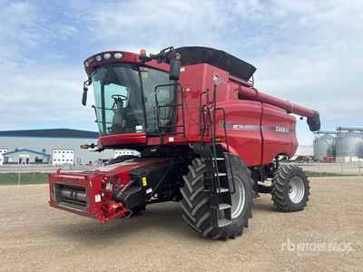 2007 Case IH Axial-Flow 7010 Combine Harvester