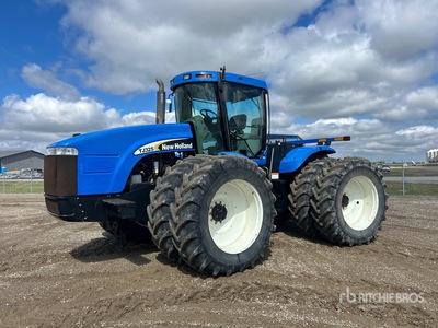 2005 New Holland TJ325 Trattore agricolo articolato