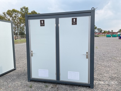 2026 WC-2 7 ft 3 in x 3 ft 11 in 2 Person Skid-Mounted Baño Portatil (Sin Usar) / مرحاض متنقل (Unused)