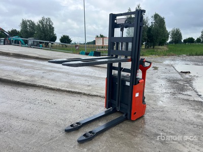 2017 Linde L12 1200 kg Electric رافعة الباليت