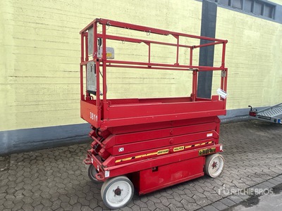 2012 Skyjack SJ III 3226 Electric Scissor Lift (Inoperable)