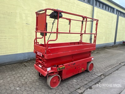 2012 Aichi SV06CNL Electric Scissor Lift