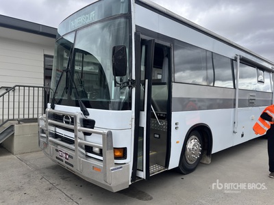 1990 Hino RG197K を見 Bus