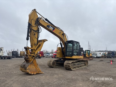 2016 Cat 335F L CR Compact Radius 油圧ショベル
