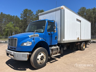 2016 Freightliner M2106 4x2 Camion fourgon