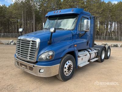 2018 Freightliner Cascadia 125 6x4 T/A Day Cab Truck Tractor