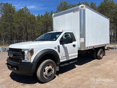 2018 Ford F-450 XL 4x2 Autocarro furgonato
