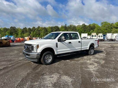 2019 Ford F-250 XL 4x4 Crew Cab Pick-up