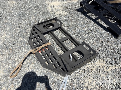2026 GIYI GY-DHC 60 in Skid Steer Forks (Unused)