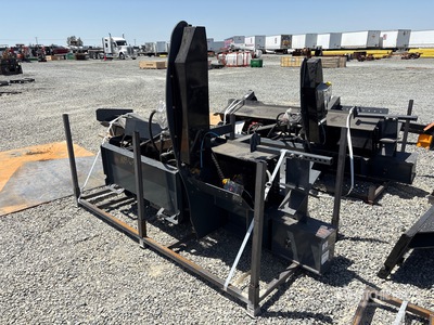 2026 GIYI GY-FLS72 20 in Skid Steer Feeding Log Splitter (Unused)