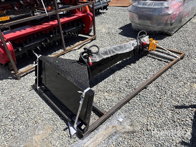 2026 GIYI GY-TBL47 135 in Skid Steer Telescopic Boom (Long Cylinder) Accessorio per mini pala (Unused)