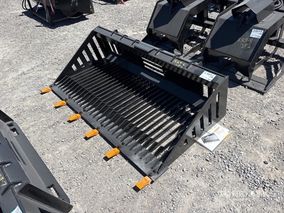 2026 GIYI GY-RB66 66 in Godet pour Skid Steer (Unused)