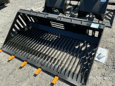 2026 GIYI GY-RB66 66 in Skid Steer Bucket (Unused)