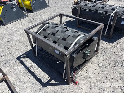 2026 GIYI GY-MCW39 40 in Roue de compactage pour Skid Steer (Unused)