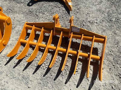 2026 GIYI 44 in Excavator Rake - Fits Cat 305 (Unused)