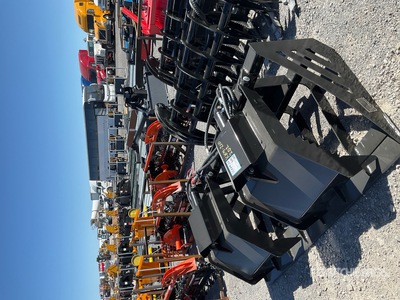 2026 GIYI GY-HWG72 Skid Steer Grapple (Unused)