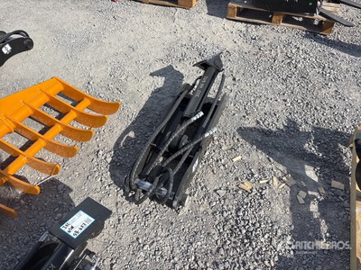 2026 GIYI GY-XJ5T 12 in Hydraulic Excavator Thumb (Unused)