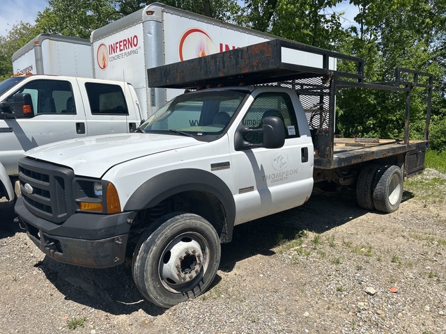 2007 Ford F-550 Super Duty XL 4x2 Flatbed Truck 2007 Ford F-550 Super Duty XL 4x2 Flatbed Truck