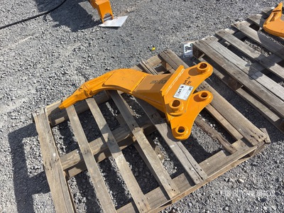 2026 GIYI 28 in Excavator Ripper - Fits Cat 307 (Unused)