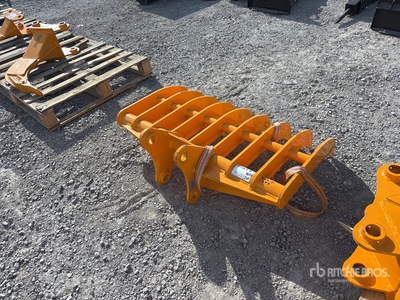 2026 GIYI 45 in Excavator Rake - Fits Cat 307 (Unused)