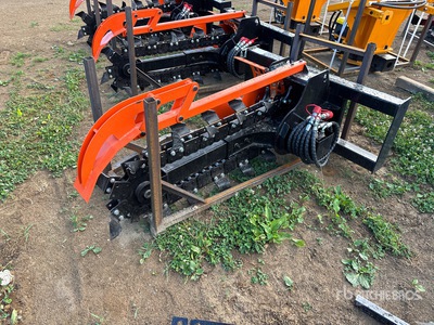 2026 GIYI GY-D39 スキッドステア トレンチャー (Unused)