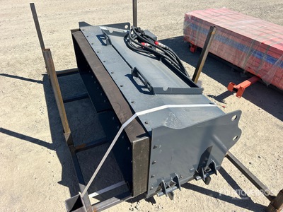 2026 GIYI GY-MB77 71 in Skid Steer Manure Bucket (Unused)