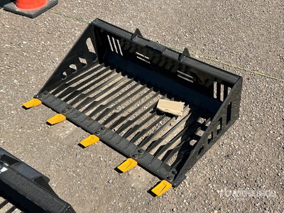 2026 GIYI GY-RB44 44 in Skeleton Mini Skid Steer Bucket (Unused)