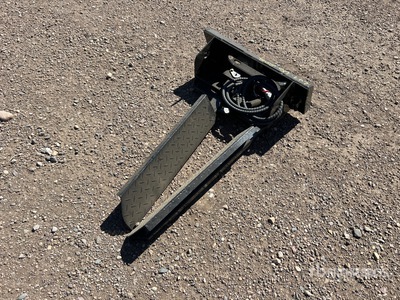 2026 GIYI GY-MHF44 Mini Skid Steer Horizontal Clamp Fork (Unused)