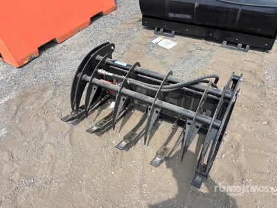 2026 GIYI GY-MCLG60 42 in Skeleton Mini Skid Steer Grapple (Unused)