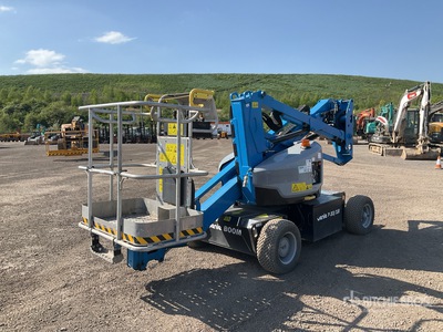 2018 Genie Z-33/18 2WD Electric Articulating Boom Lift