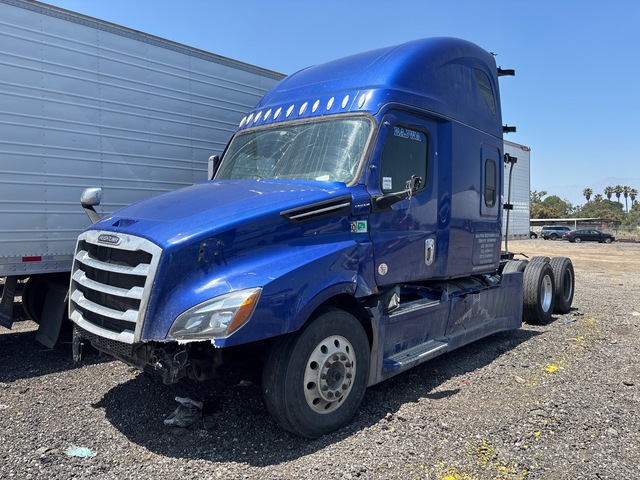 2022 Freightliner Cascadia 126 6x4 T/A Sleeper Truck Tractor (Inoperable)
