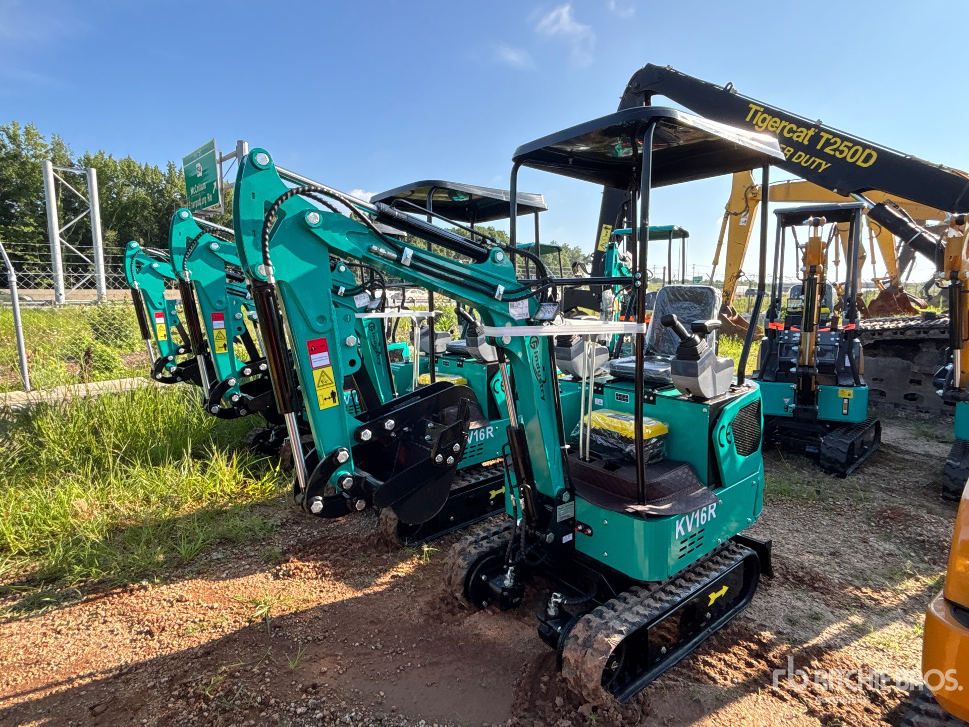 2026 CFG KV16R Mini Excavator (Unused)