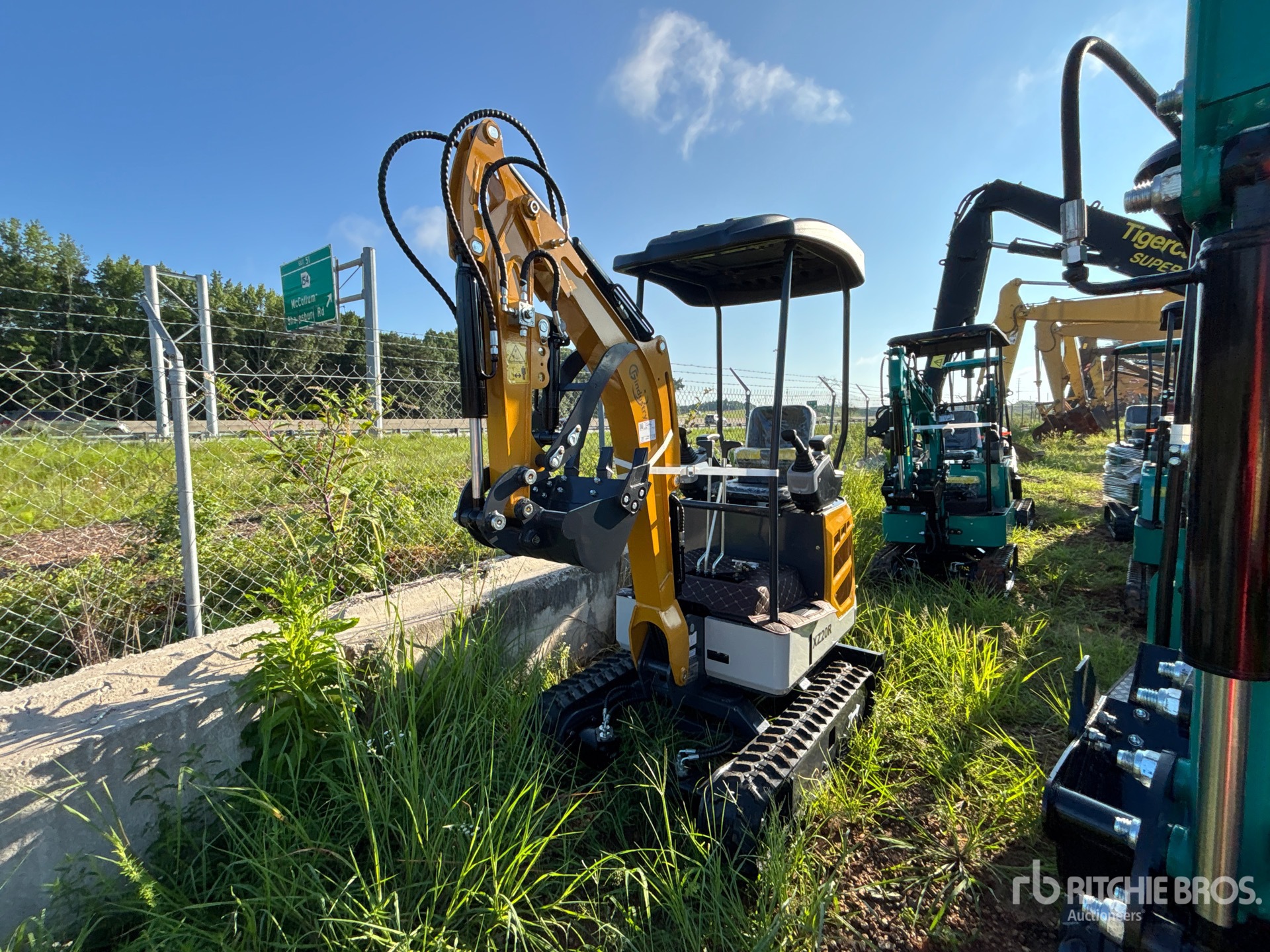 2026 CFG XZ20R Mini Excavator (Unused)