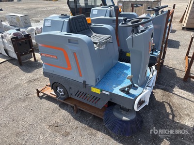 2025 OKG 1300E Ride-On Barredora (Unused)