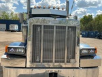 General Appearance with Exterior Lights
