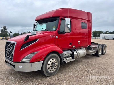 2019 Volvo VNL 6x4 T/A Sleeper Truck Tractor