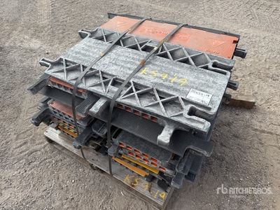 Quantity of Cable Protectors Varios, herramientas manuales