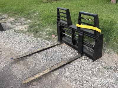 All-Star 48 in Hydraulic Skid Steer Forks (Unused)