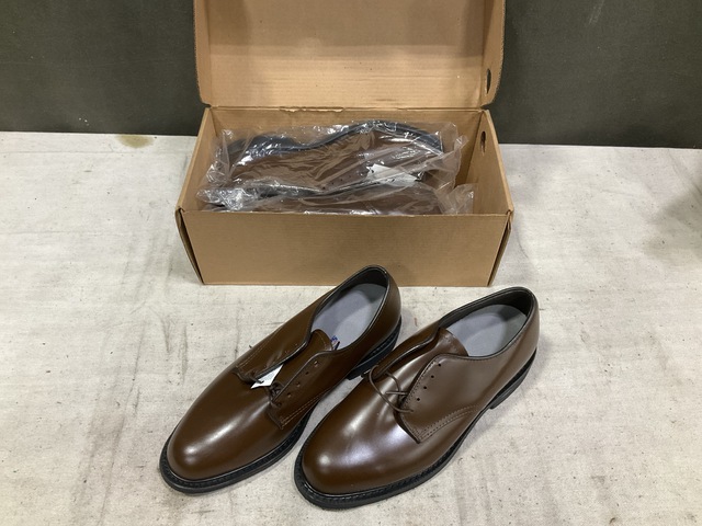 (37) Pairs of Men&rsquo;s Shoes