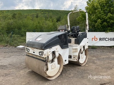 2015 Bomag BW135AD-5 Rodillo Tándem